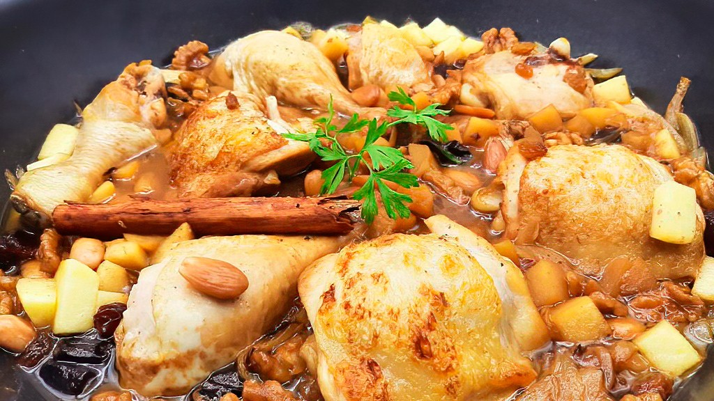 Cómetelo. Pollo a la canela y salsa rouille ... | CanalSur Más